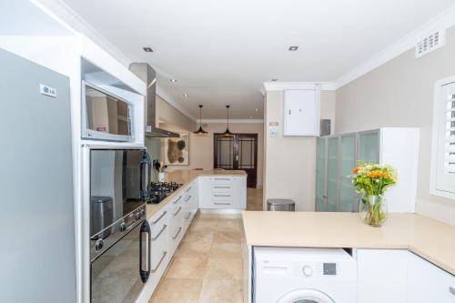 2 On Lismore Guesthouse - image 5
