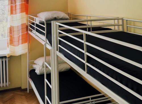 Hostel Oliwka - Metro Świętokrzyska – Warsaw, VT