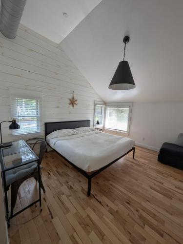 Hay Loft in Historic Barn - 4 Minutes to Legoland in 戈申