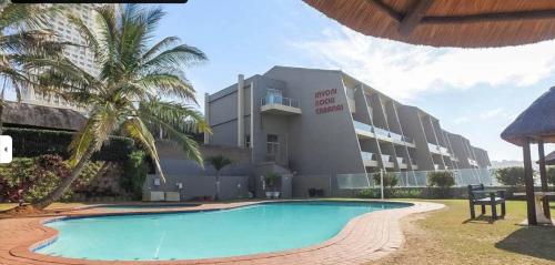 Inyoni Rocks Cabanas No 40 in Amanzimtoti