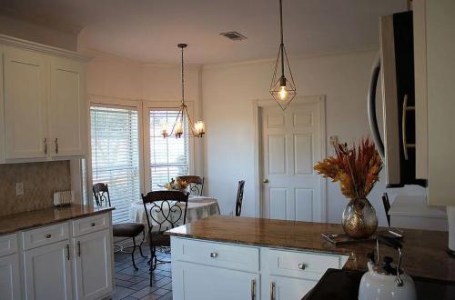 West Point Retreat in South MacArthur