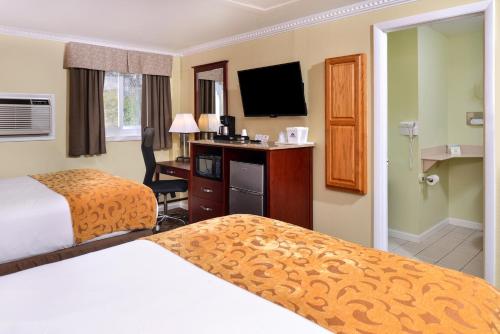 Cheshire Welcome Inn Stop at Americas Best Value Inn Cheshire to discover the wonders of Cheshire (CT). The property offers guests a range of services and amenities designed to provide comfort and convenience. Service-min