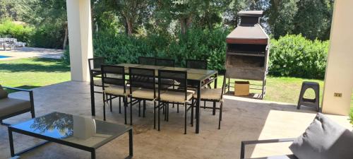 . HOM Casa Rapel Piscina Tinaja Parking Con AA
