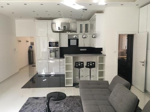 Synagogue Gozsdu Private Apartments - image 6