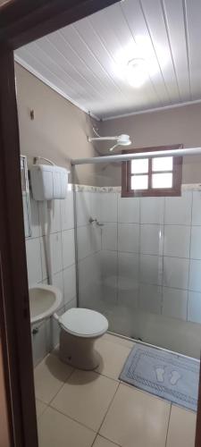 2 bedrooms, 4 beds