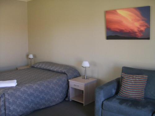 Sierra Motel and Apartments