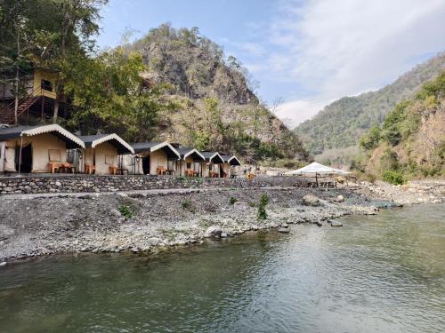 The Riverside Paradise in Badal
