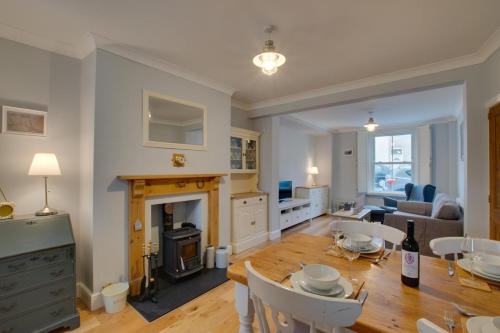 2 Bed in Mumbles oc-hh1201, The Mumbles