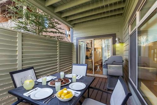 Tablerock Townhome in Victor, USA