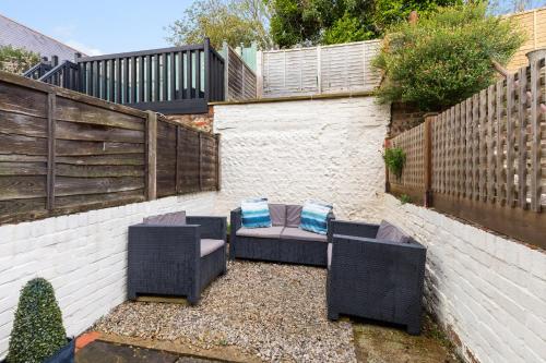 The Baker's Snug - Angmering Grade II Listed Cottage - 1 Bed Retreat, Dog friendly in 安格默林