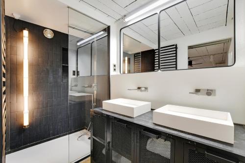 Duplex Loft Montmartre -18th - image 10