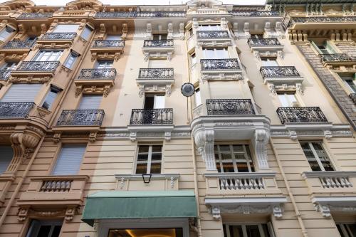 Little Palace - image 10