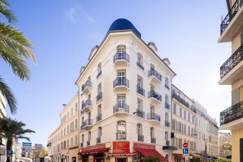 入口, Yelo Belle Epoque Hotel Centre Ville in 坎城