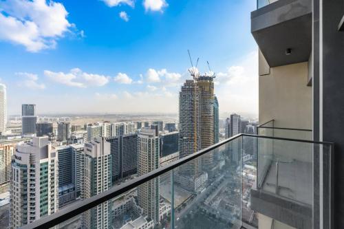 Luxury 2 bed 5 mins walk to Dubai Mall and Burj Khalifa - image 7