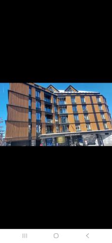 WOODSIDE SPA AND PARKING 323 Kopaonik011