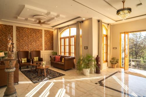 Facilities, The Yellowstone in Palampur