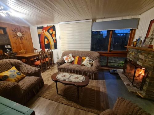 Casa familiar para 8 amplia a pasos Playa, rio y centro