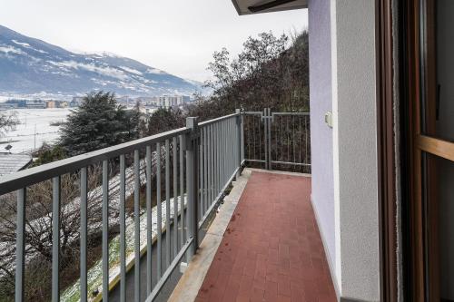 Rõdu/terrass, Appartamento Stella Alpina con due camere da letto, vicino Aosta e Pila in Saint-Christophe