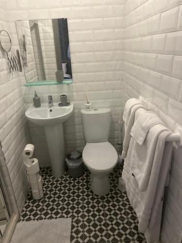 2 Minutes from Drumcondra Station, Dublin (fotografie 5)