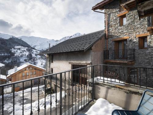 Charmant appartement 4 personnes proche centre - FR-1-570-75 in Villarencel