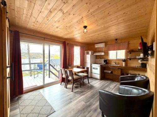 Mini chalet intime votre escapade d ete au lac in Pohenegamūka (QC)