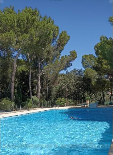 Paradis bleu in La Baumette