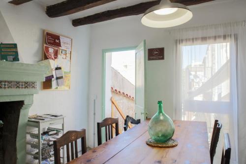 Konyha, Cal Teixidor in Sant Pere Sacarrera