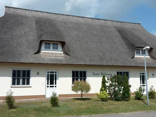 Holiday Home Tante Waltraut in Garz auf Usedom by Interhome in Garz-Usedom, Deutschland