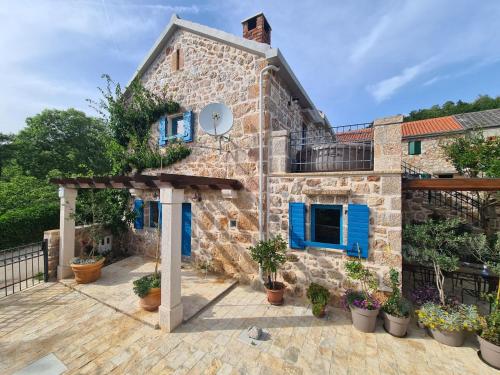 Holiday Home Altes Steinhaus Goranova Kuca by Interhome - Location saisonnière - Seline