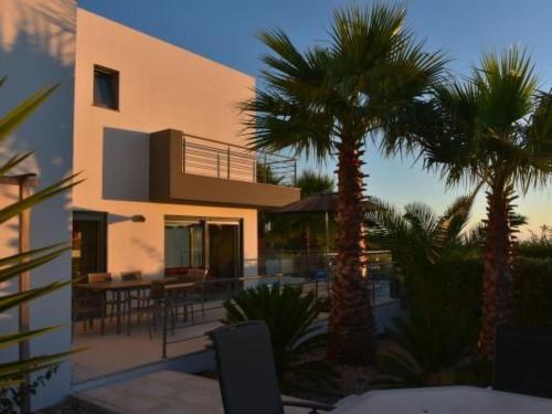 Holiday Home Moderne Villa mit privatem Pool und Meerblick by Interhome in Praia Da Areia Branca