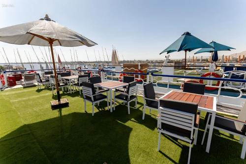 Nile Cruise Luxor 4 nights Aswan 3 nights - image 2