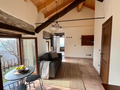 Apartment Cascina Bricco - San Giorgio Scarampi Wohnung by Interhome in Perletto