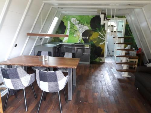 Holiday Home Freistehendes Nurdachaus im Ferienpark Schellbronn by Interhome in Neuhausen (Baden-Wurttemberg)