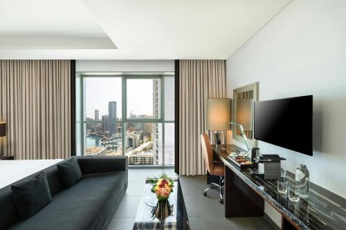 room detail thumbnail 1