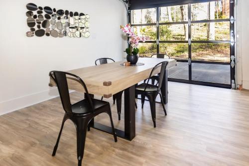 Stylish Family 3BR Guest House near Braves Stadium in Smyrna (GA)