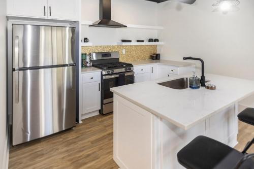 Stylish Family 3BR Guest House near Braves Stadium in Smyrna (GA)