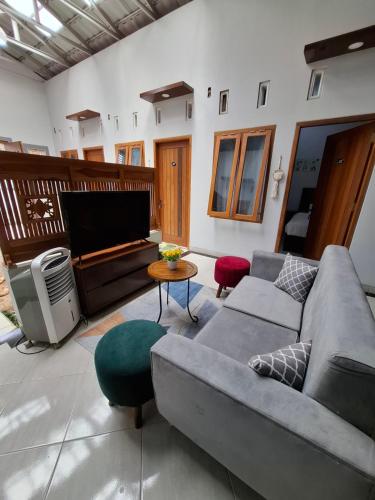 Shared lounge/TV area, Shoreside - Bukit Asri in Jepara