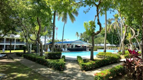 Puerto Azul Hotel – khách sạn tại Puntarenas