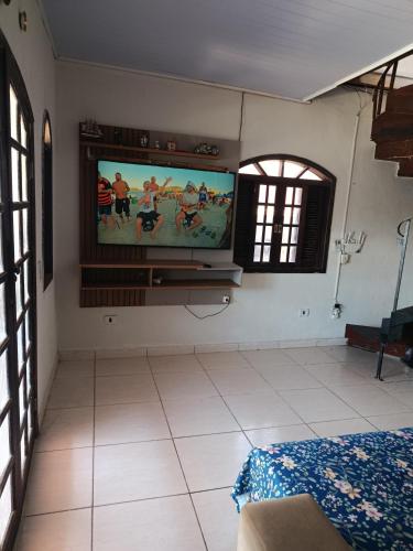 2 bedrooms, 6 beds