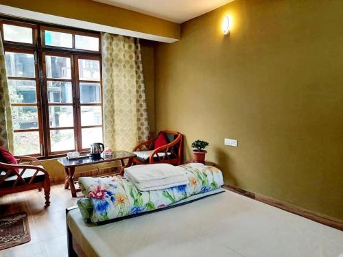 Apartemen 4000 m² dengan 6 kamar tidur dan 6 kamar mandi pribadi di Chandraloke (Kalimpong Sunrise-Inn Homestay) in Kalimpong