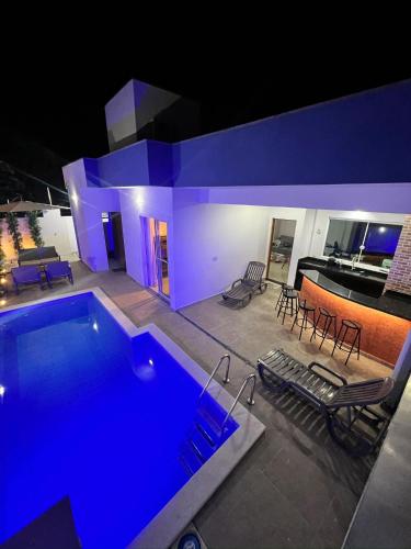 Piscina Aquecida Quartos com Ar cond 700m Praia, Peruíbe