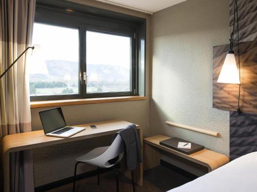 ibis Valence Sud - image 6