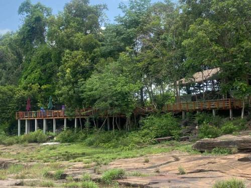 តាវ៉ាន់ ឆាយជ្រៃ Tavann Chhay Chrey in Botum Sakor