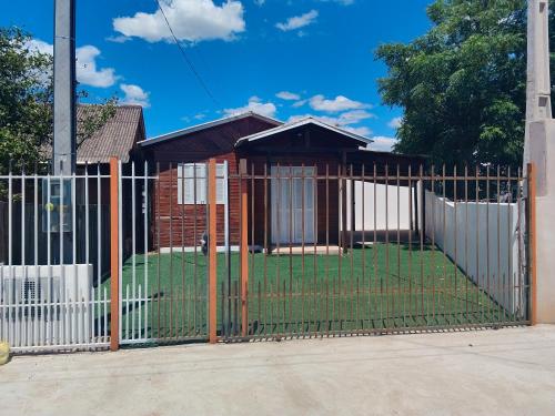 2 bedrooms, 4 beds