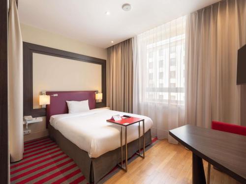 Mercure Warszawa Grand, Warsaw (photo 3)