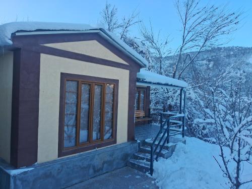 Chimgan Country House in Yusufkhona