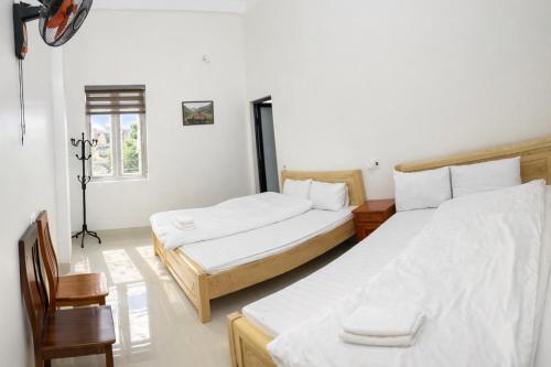 Hotel and Restaurant Thanh Oanh Yen Bai in Lao San Chay