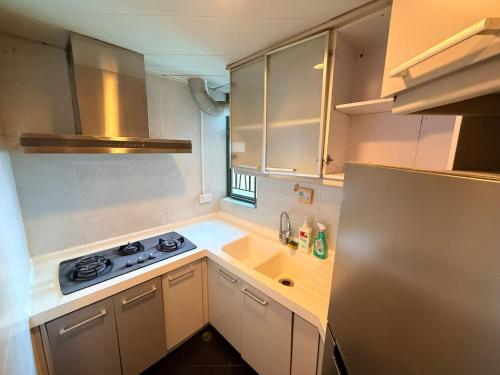 廚房, Luxury Panoramic Seaview 3 BD Full Club House in 柴灣