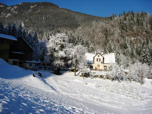 Turistična kmetija Stoglej