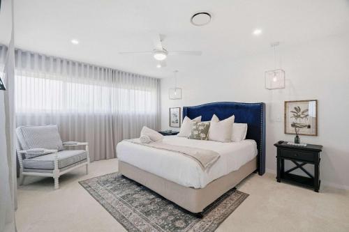 Seascape by Coast Hosting in Forresters Beach